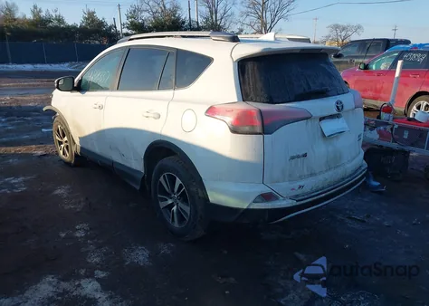 2017 Toyota Rav4 Xle из США, поврежденный, VIN JTMRFREV4HJ157941